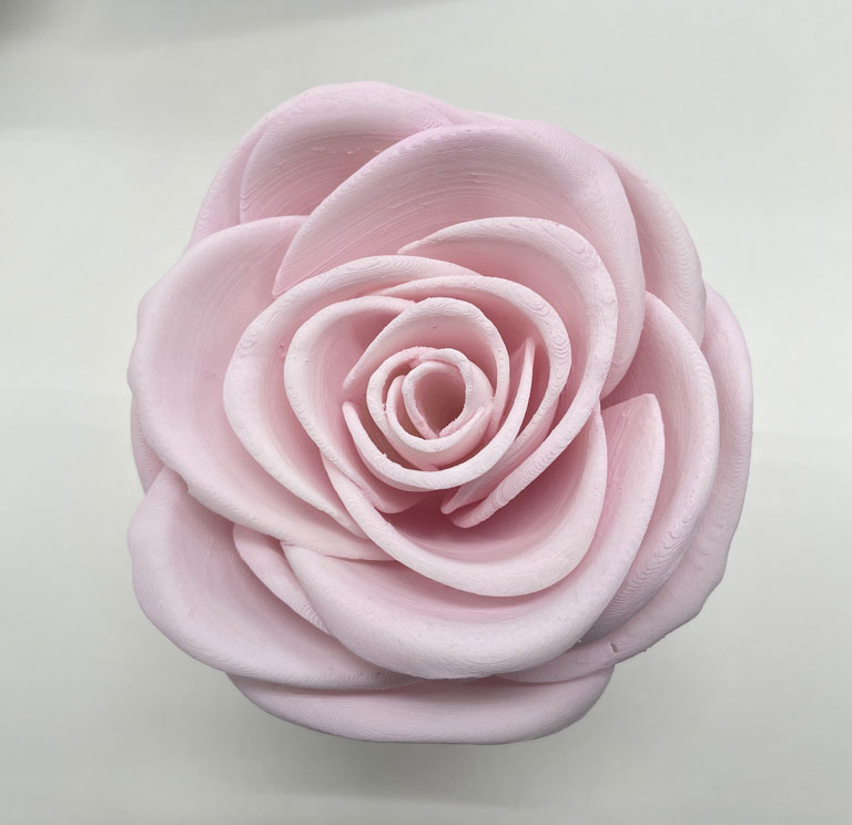 ３Dプリンター製の一輪のバラの花