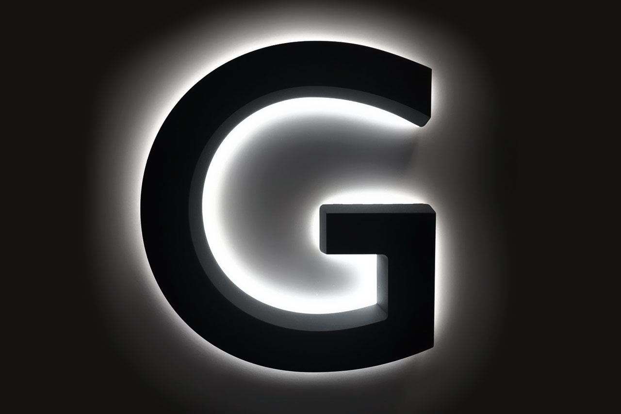 LEDを使用した、発光タイプの切り文字「G-Style Light」