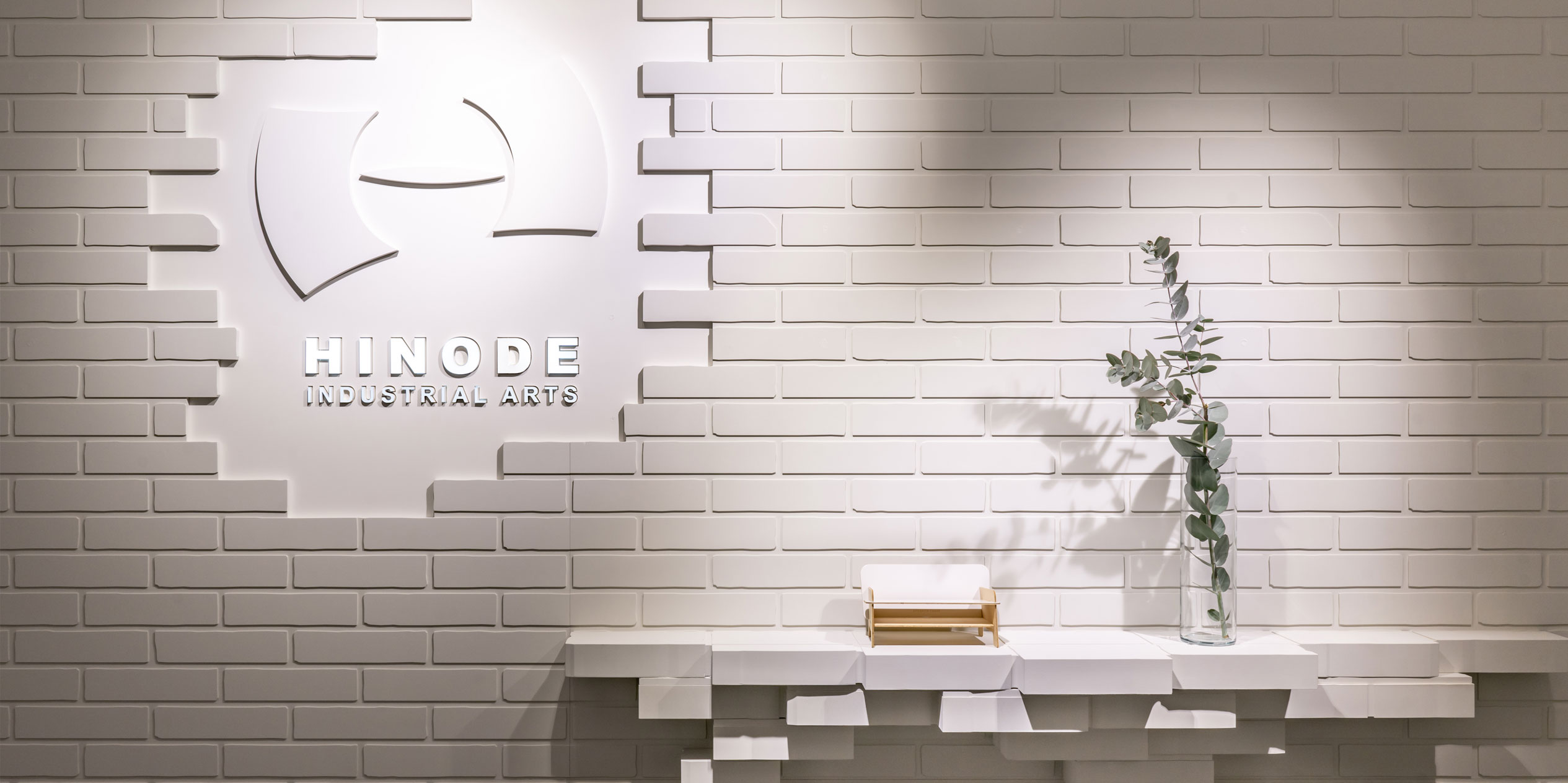 5D WALL - 日の出工芸株式会社 | 不燃の空間装飾材の製造