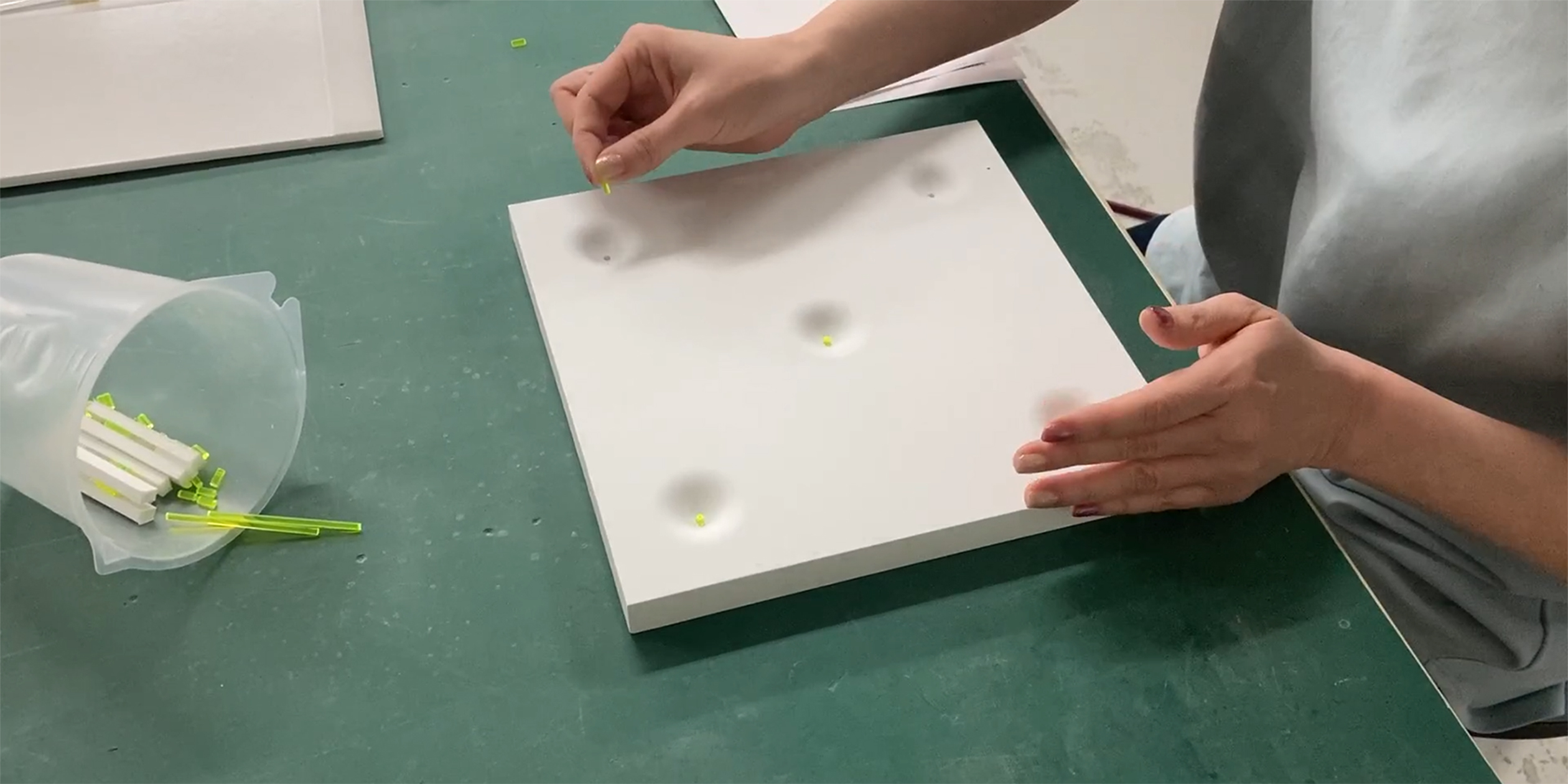 UMERU点（白）パーツ取り付け